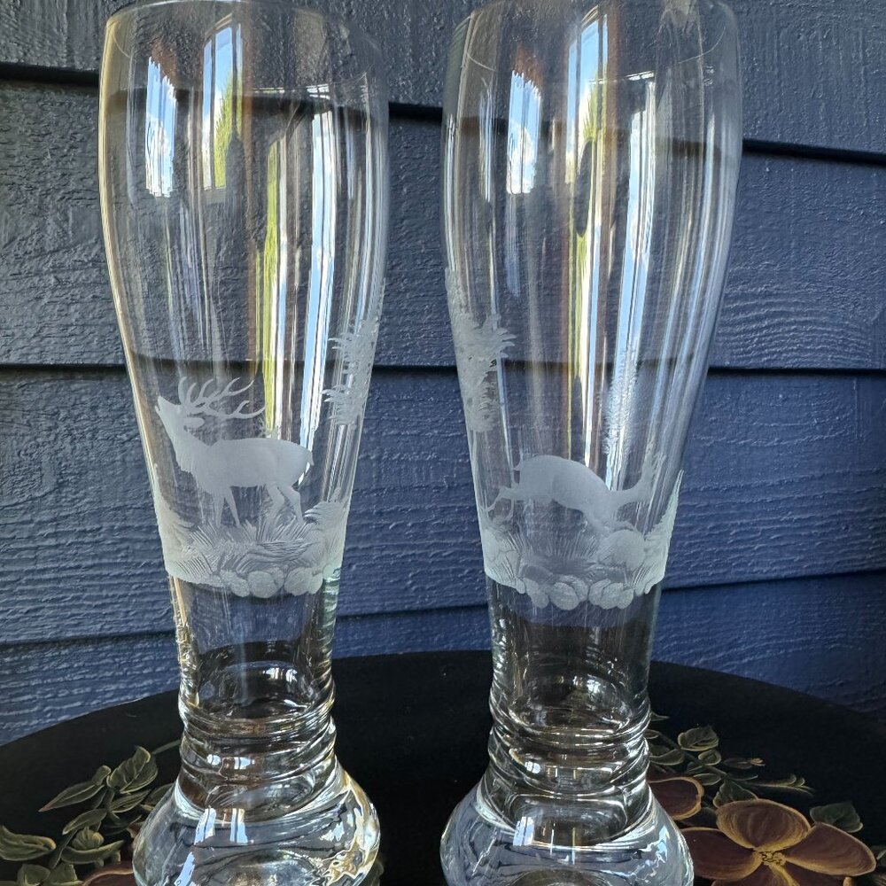 Set of 2 Vintage Etched Pilsner Beer Glasses, Etched with Deer/Stag/Doe 10" Tall